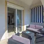 Herrliches In Atemberaubender Lage Nur 80 Meter Zum Mit Pool Apartament Crikvenica