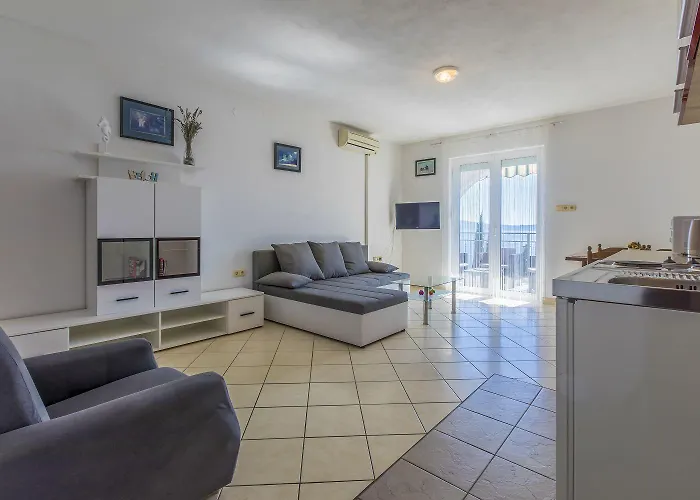 Herrliches In Atemberaubender Lage Nur 80 Meter Zum Mit Pool Apartament *