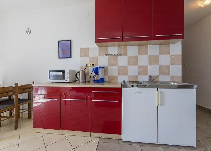 Apartament Herrliches In Atemberaubender Lage Nur 80 Meter Zum Mit Pool Crikvenica